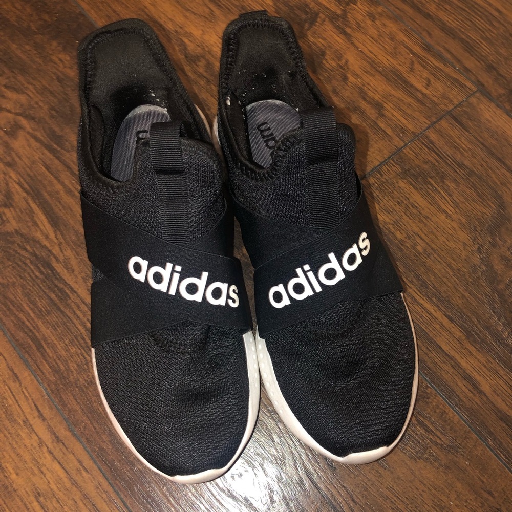 Black Adidas Cloudfoam